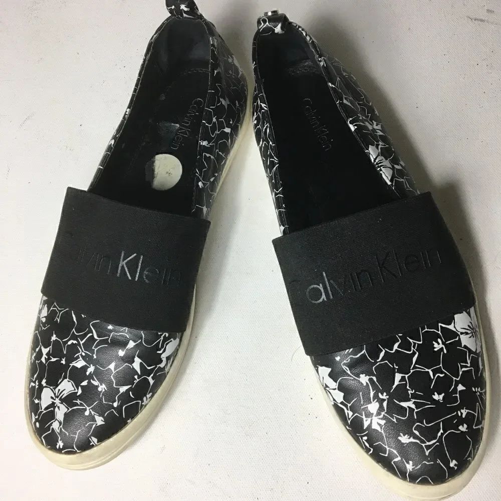 Calvin Klein Morina black and white slip on size 9